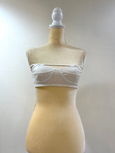 Load image into Gallery viewer, Shanti, the strapless bra in Kota Dori