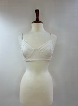 Load image into Gallery viewer, Amrapali, the crop top bra in organic cotton