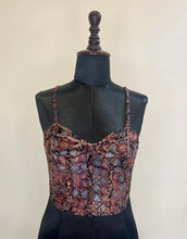 Load image into Gallery viewer, Shobai, the Corset in Velvet &amp; Muslin